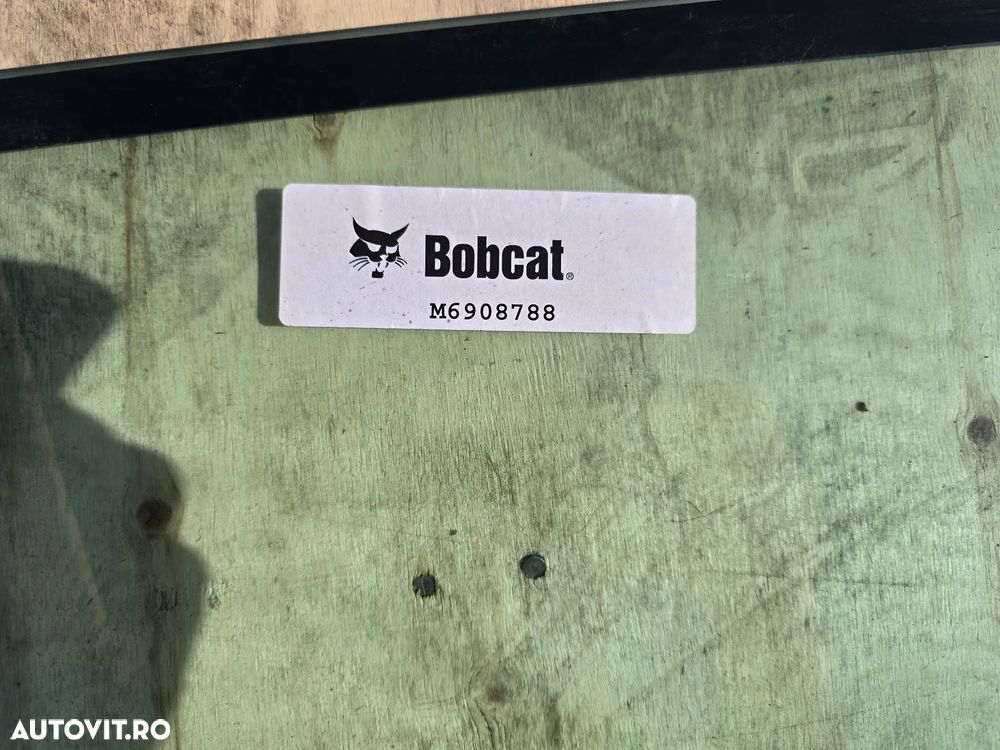 Geam Dreapta Nou Incarcator Bobcat Telehandler, cod 6908788 - 2