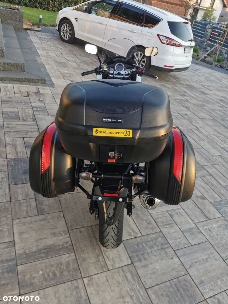 Honda CBF - 38