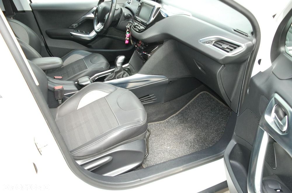 Peugeot 2008 - 7