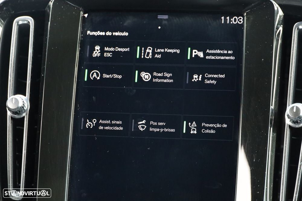 Volvo XC 40 2.0 D3 Momentum Geartronic - 24