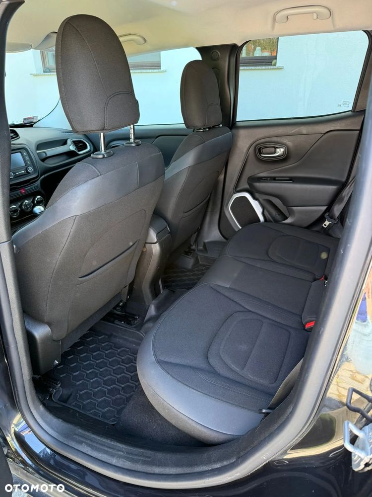 Jeep Renegade - 13