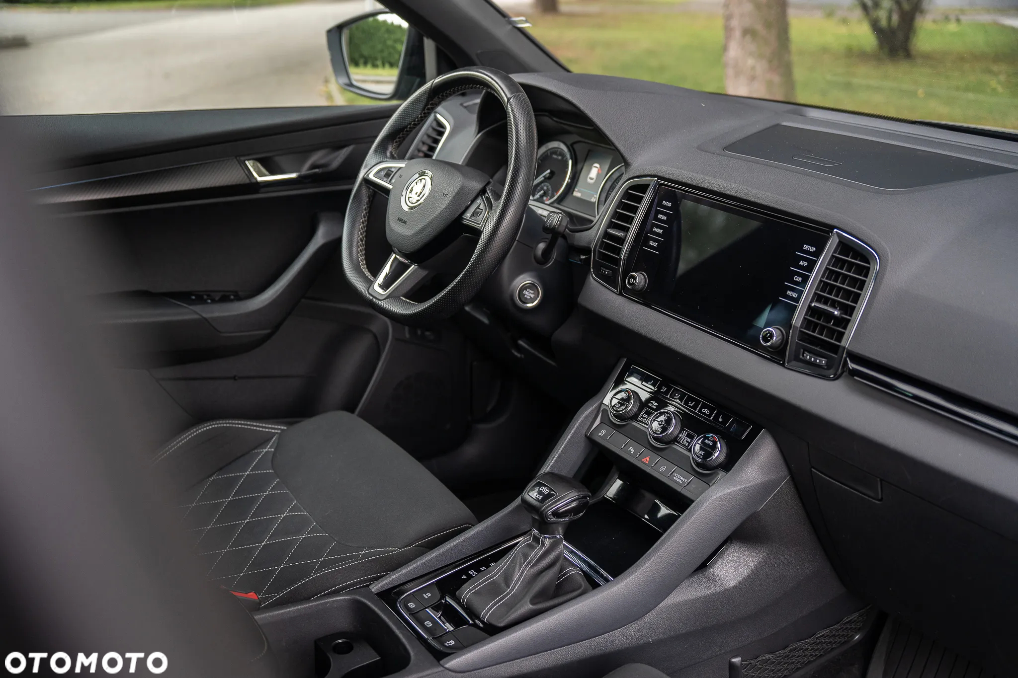 Skoda Karoq 2.0 TSI 4x4 Sportline DSG - 13