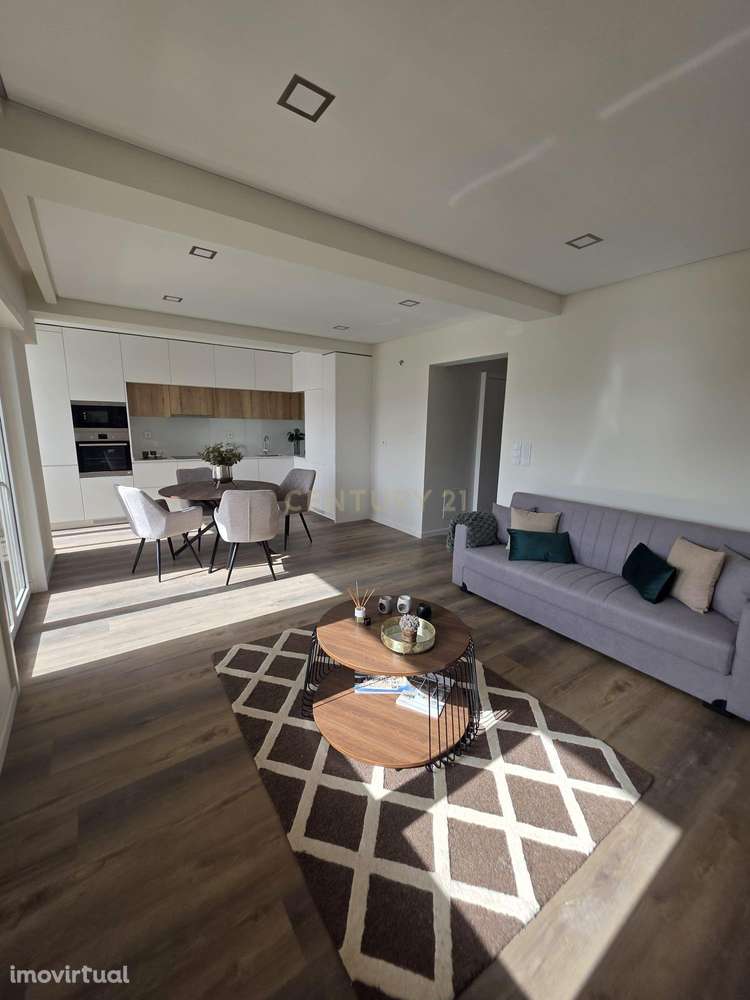 Apartamento T3 Novo em Benfica | varanda aberta | suite | 2 elevadores - Grande imagem: 5/36