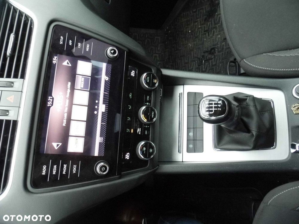 Skoda Octavia 1.4 TSI Ambition - 8