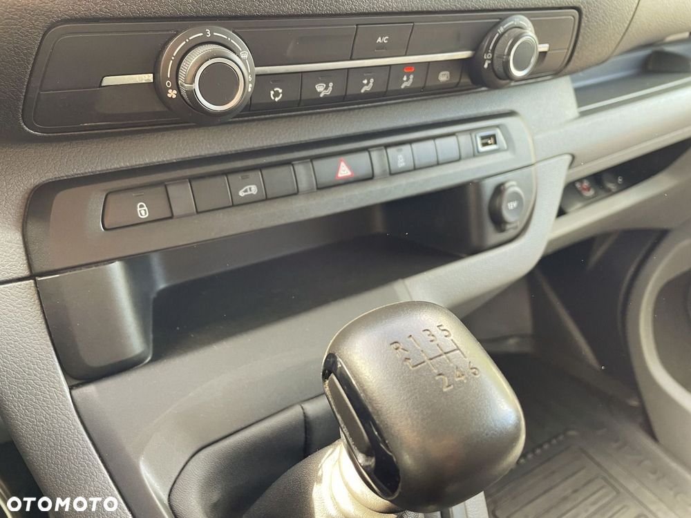 Toyota PROACE - 16