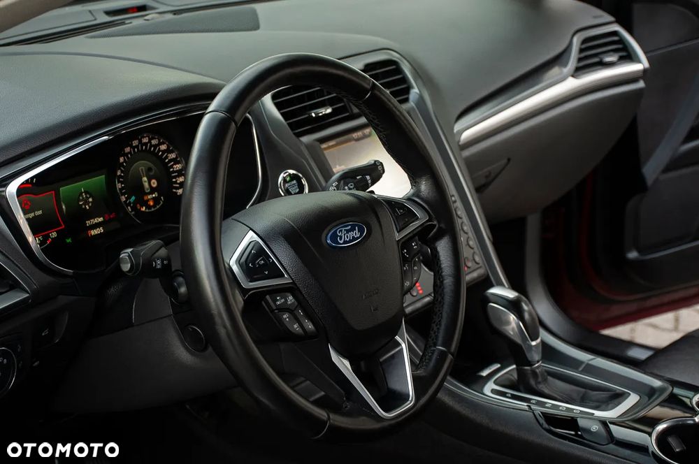 Ford Mondeo - 22