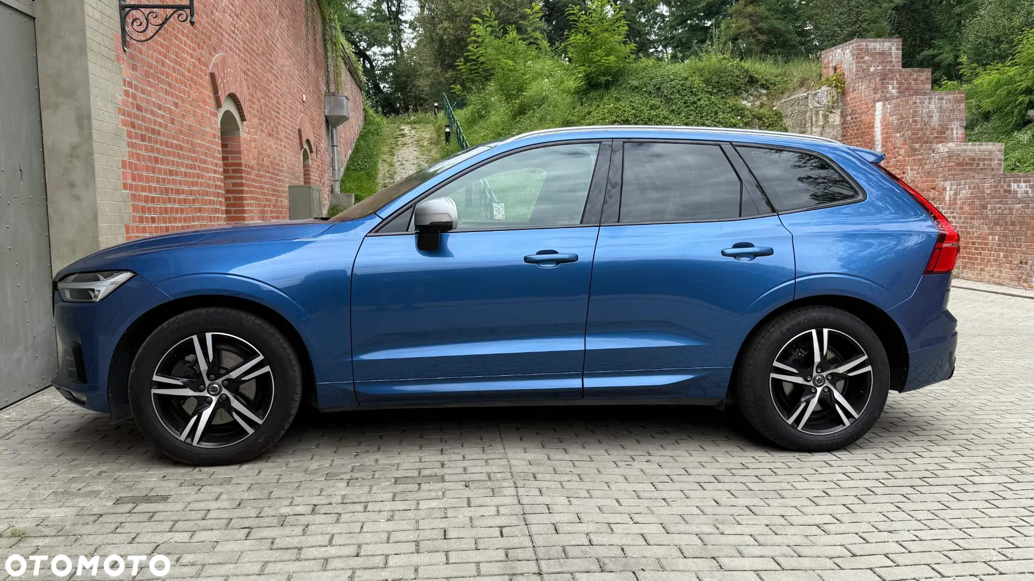 Volvo XC 60 T6 AWD R-Design - 25