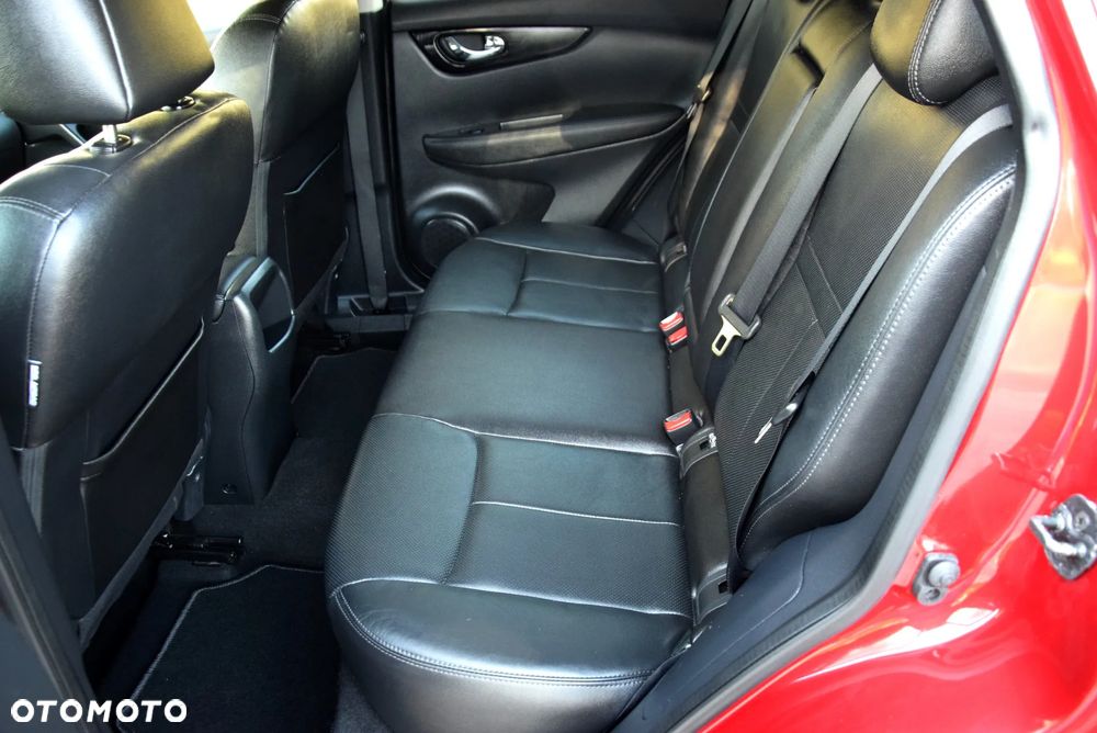 Nissan Qashqai 1.6 DIG-T Tekna - 16