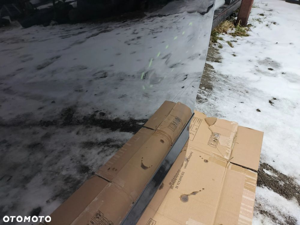 DRZWI PRAWY TYŁ RENAULT SCENIC III  2008- - 7