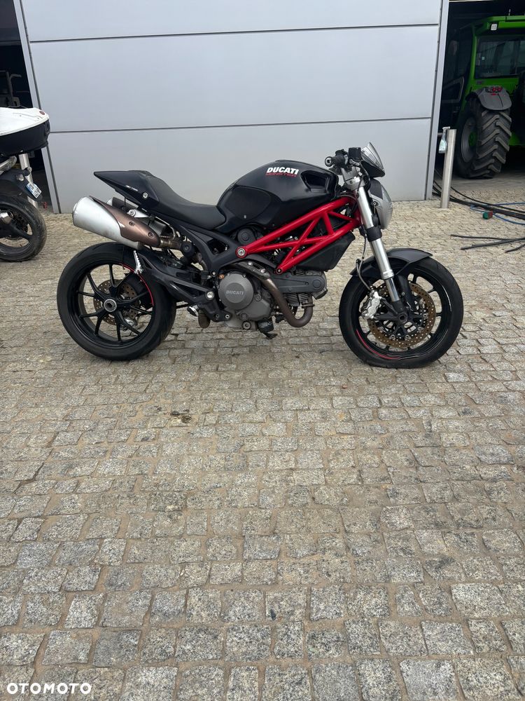Ducati Monster - 2