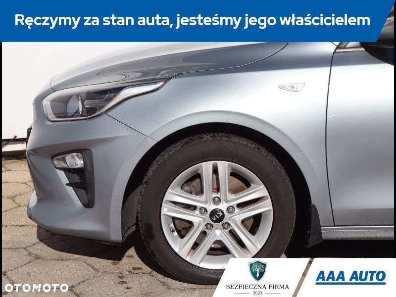 Kia Ceed - 16