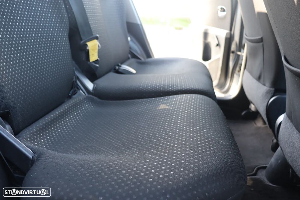 Toyota Yaris 1.0 VVT-i Comfort - 23