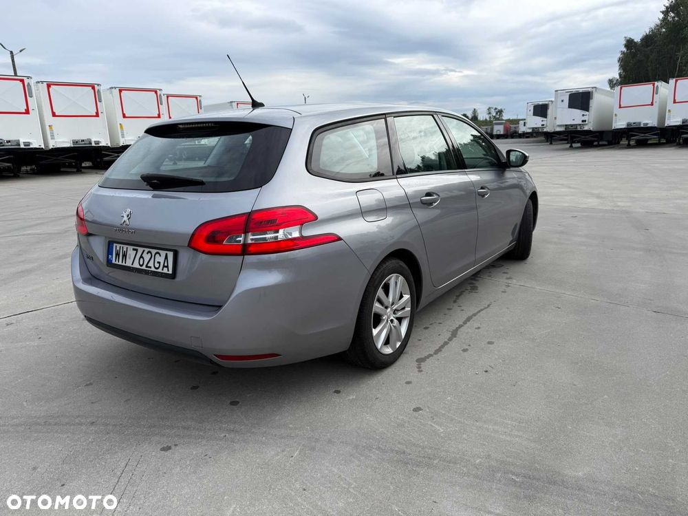 Peugeot 308 - 6