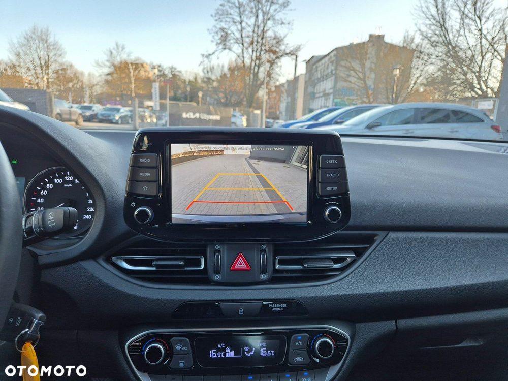 Hyundai i30 1.0 T-GDI Smart - 27