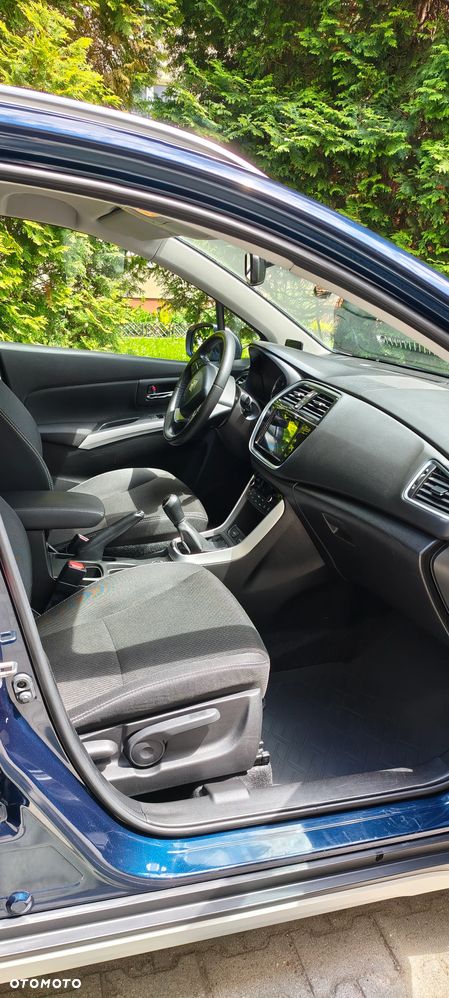 Suzuki SX4 S-Cross 1.0 T Premium - 16