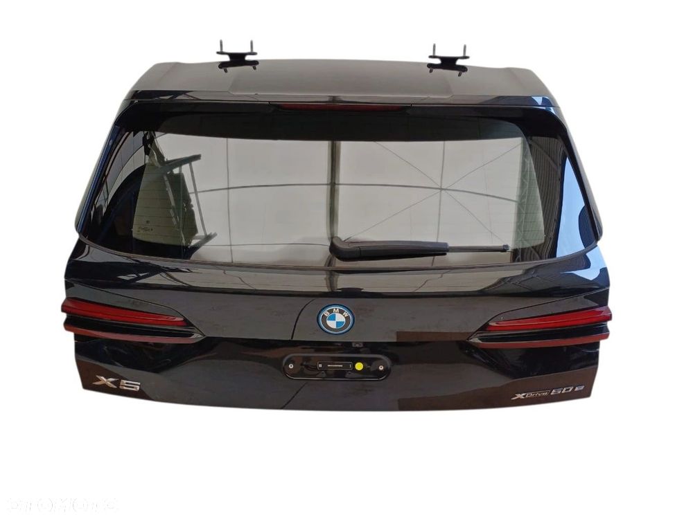 KLAPA BAGAŻNIKA GÓRNA TYŁ Black Sapphire metallic 475 - 2