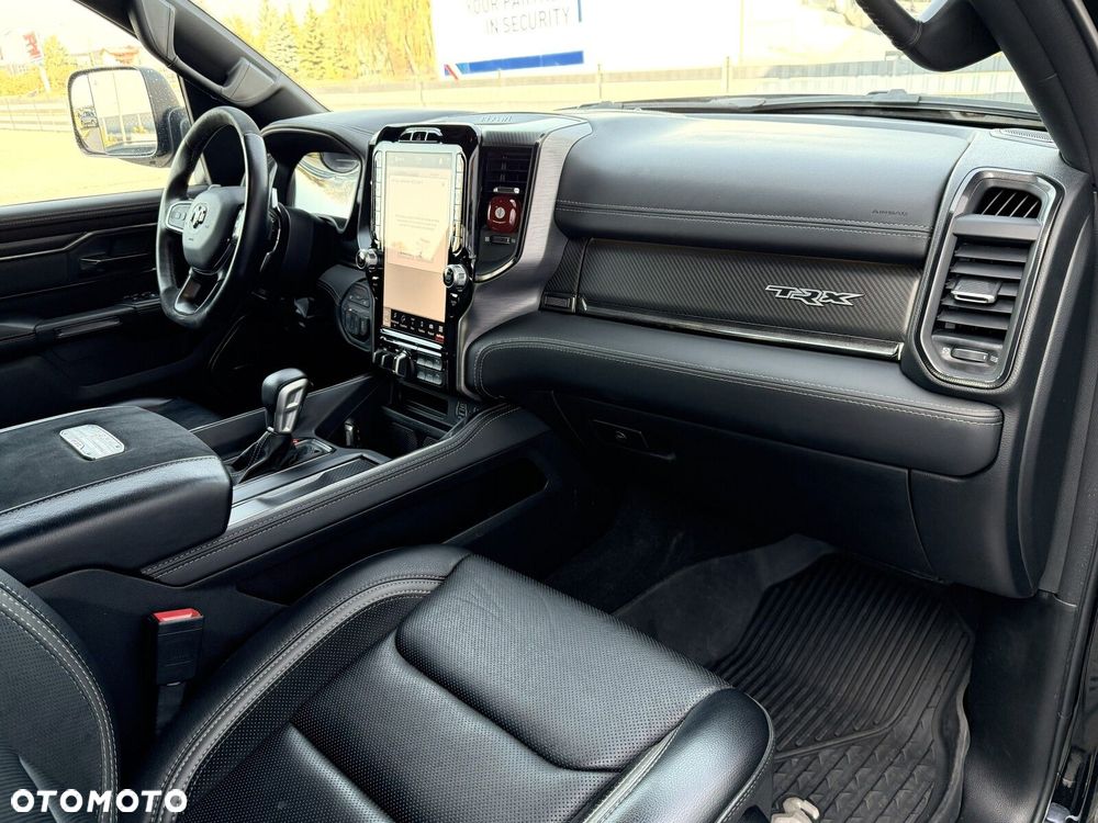 Dodge RAM - 30