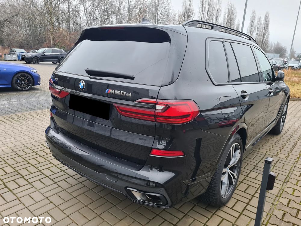 BMW X7 - 8