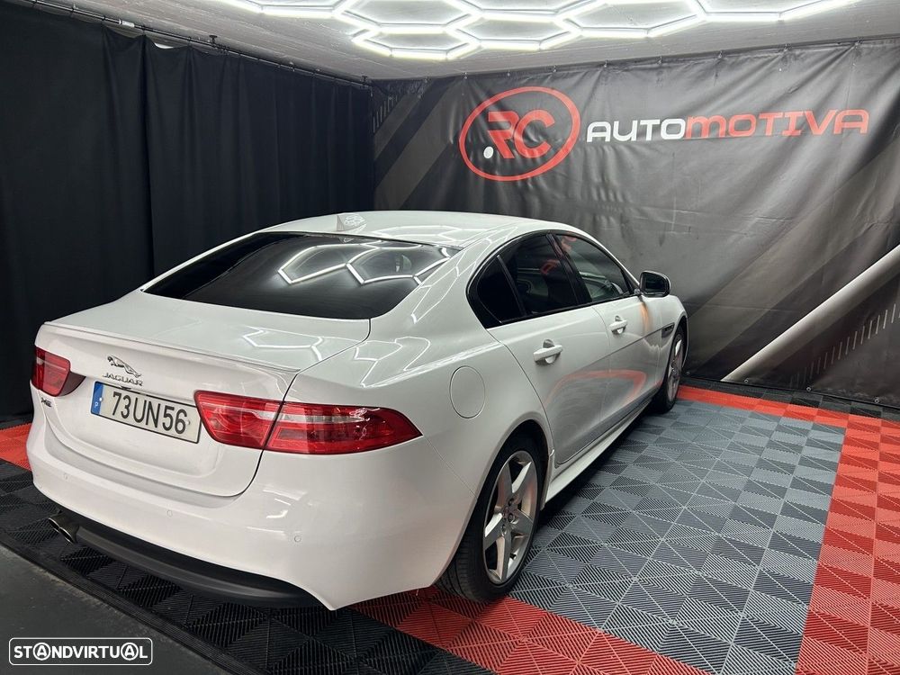 Jaguar XE 2.0 D R-Sport Aut. - 4