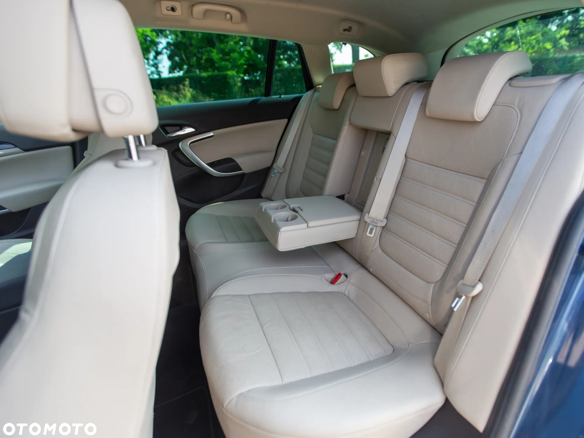 Opel Insignia 2.0 ECOTEC DI Turbo 4x4 Business Innovation - 18