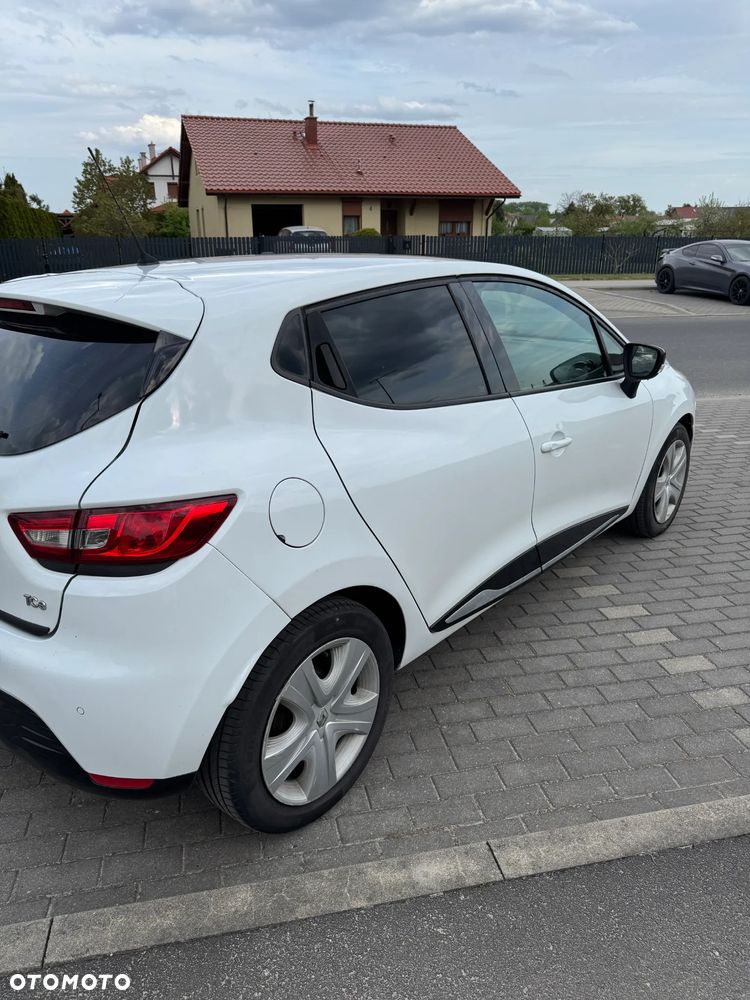 Renault Clio - 8