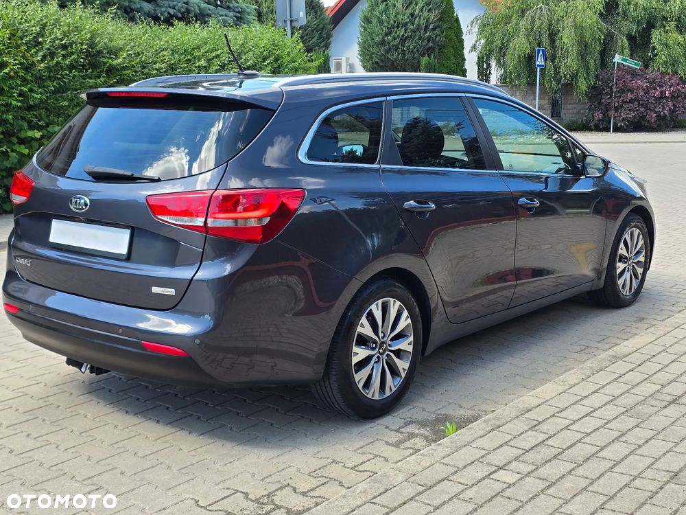 Kia Ceed 1.6 CRDi L - 11