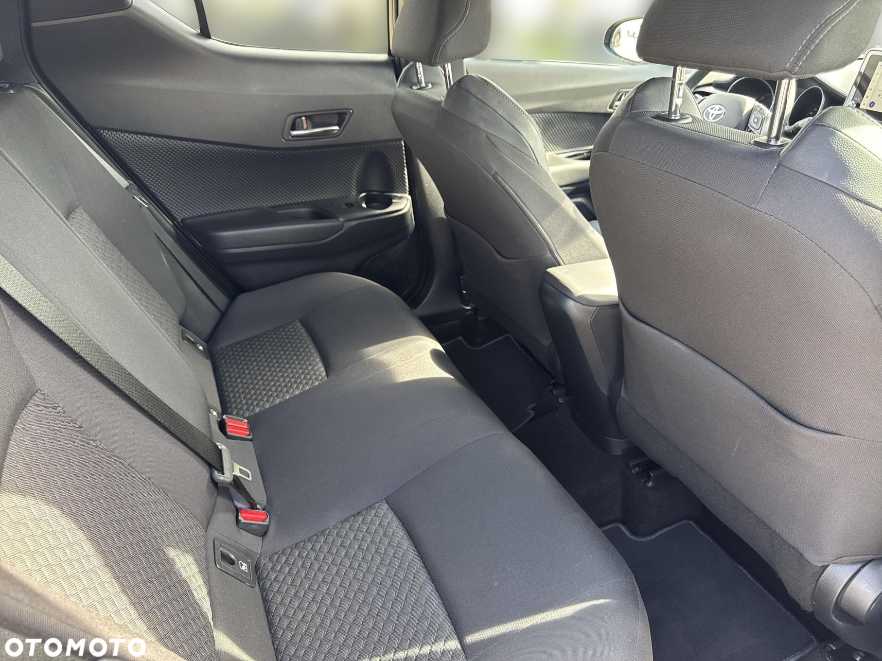 Toyota C-HR 2.0 Hybrid Style - 10