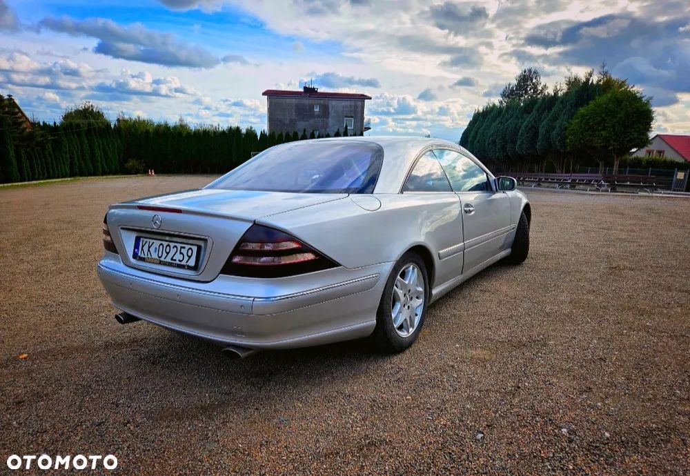 Mercedes-Benz CL - 16