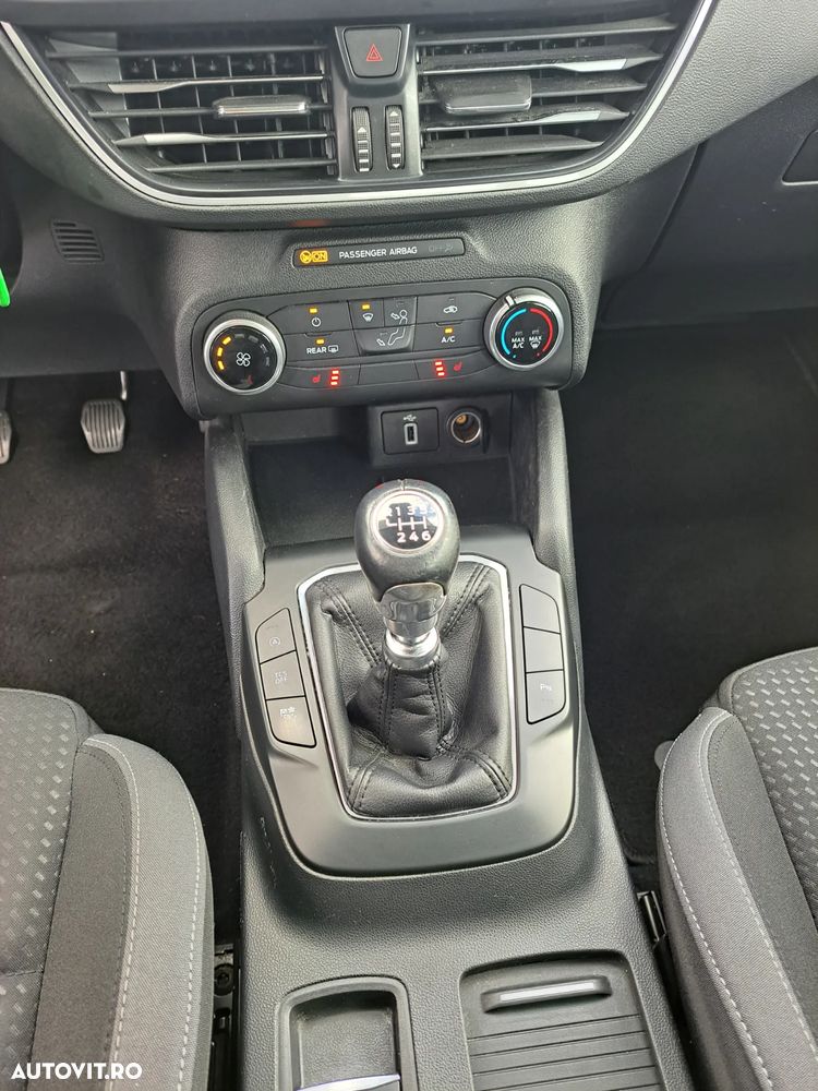 Ford Focus 1.5 EcoBlue Start-Stopp-System COOL&CONNECT - 20