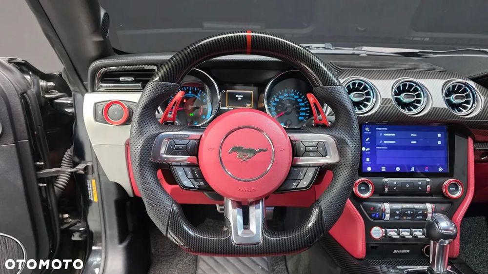 Ford Mustang 5.0 V8 GT - 14