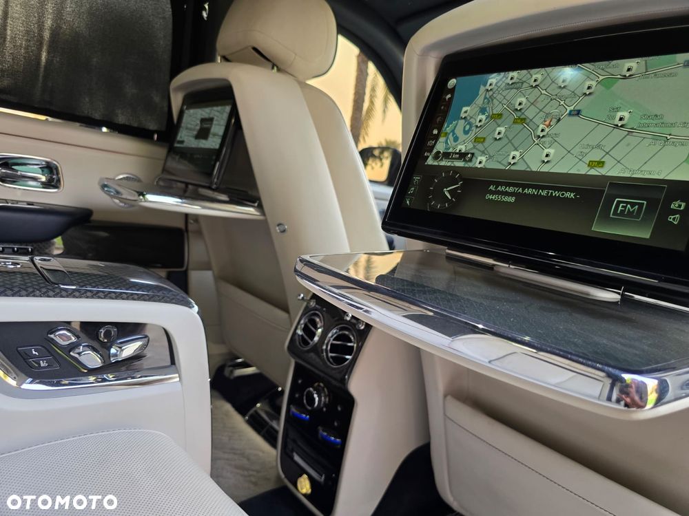 Rolls-Royce Cullinan - 19