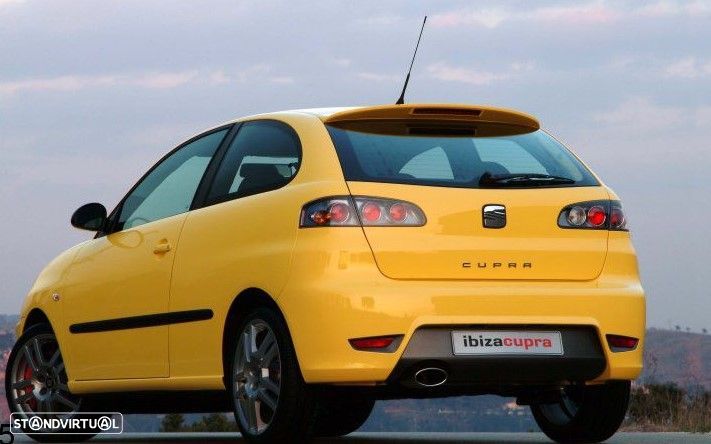 Aileron / lip / spoiler traseiro Seat Ibiza 6L Cupra LOOK sem 3º luz de stop - 1