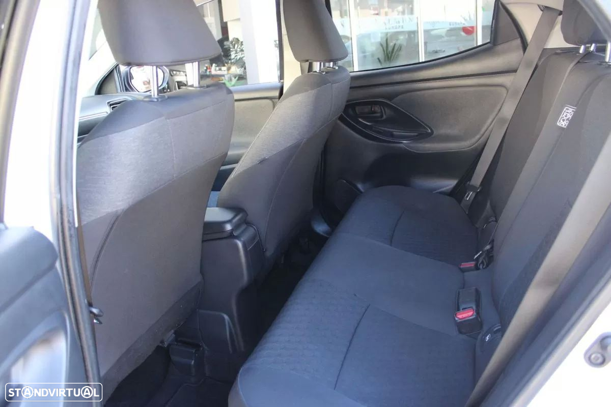 Toyota Yaris - 6