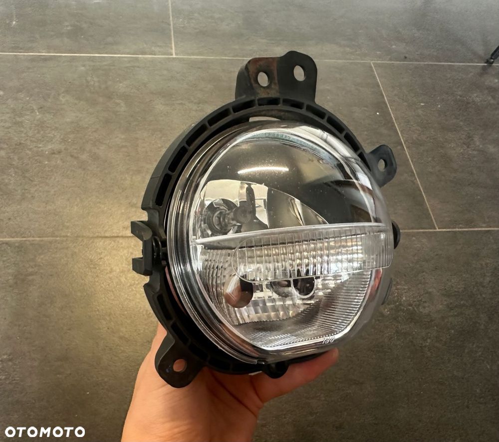 halogen prawy mini cooper f56 - 4