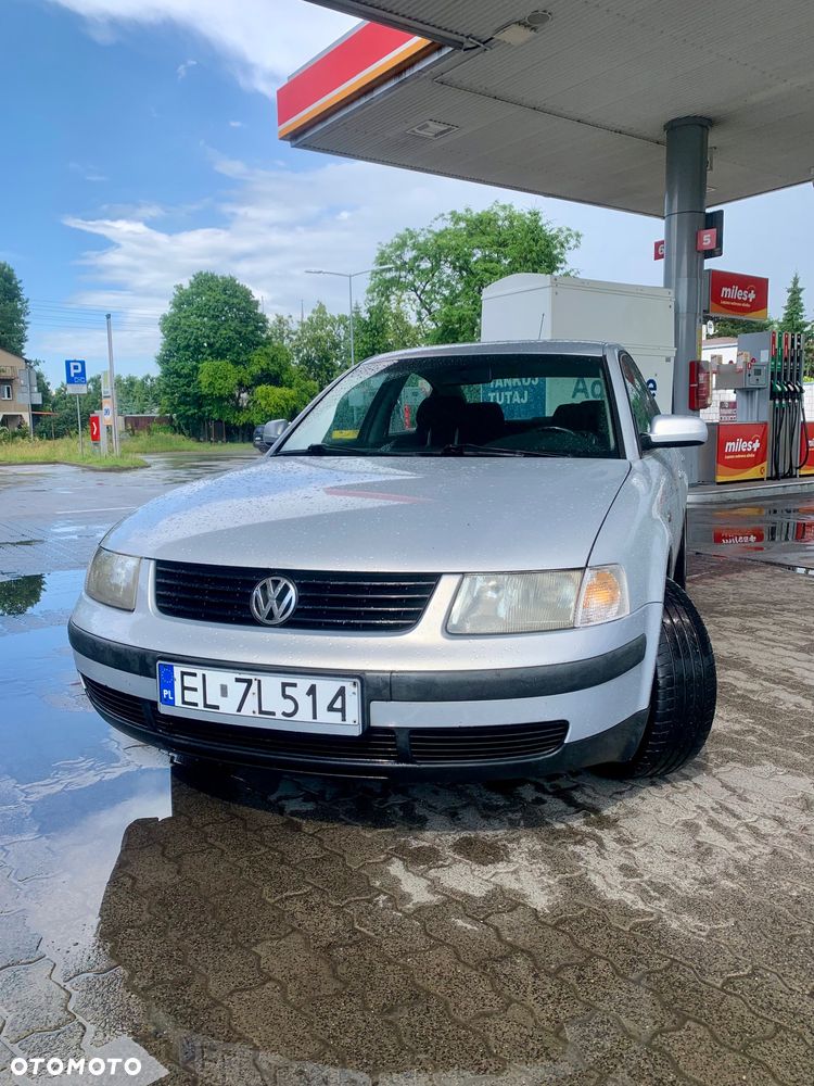 Volkswagen Passat 1.8 Highline - 4