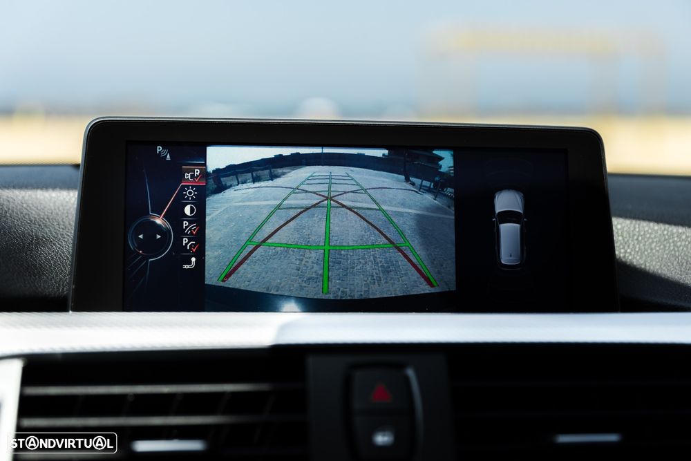 BMW 320 d xDrive Pack M Auto - 10