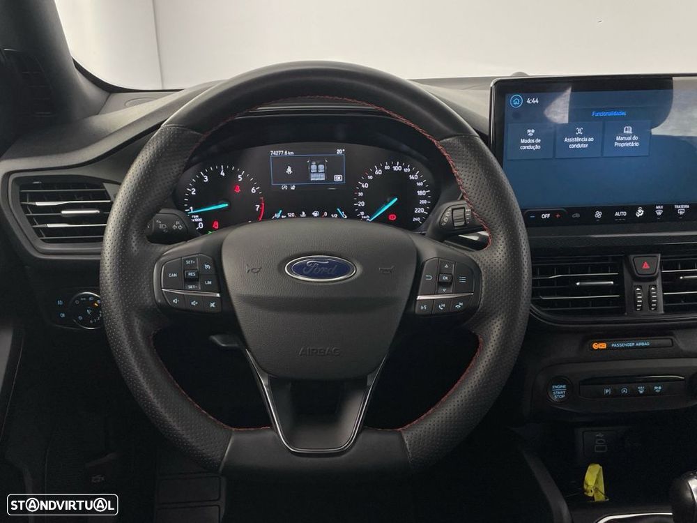 Ford Focus 1.0 EcoBoost MHEV ST-Line - 14