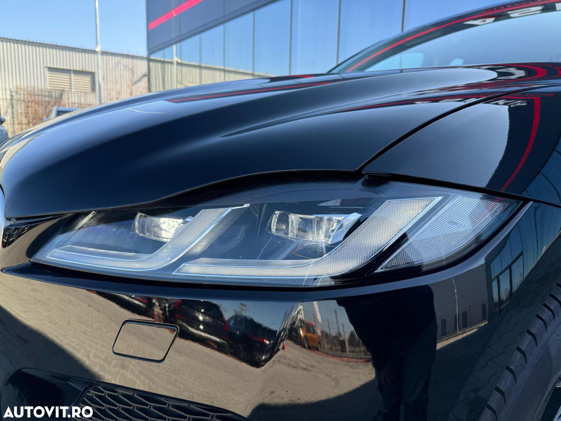 Jaguar F-Pace 20d AWD Aut. Prestige - 27