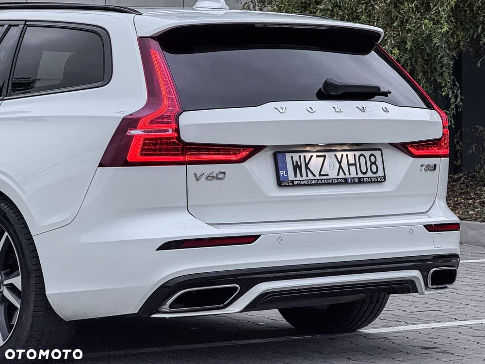Volvo V60 T8 AWD Recharge Geartronic RDesign - 18