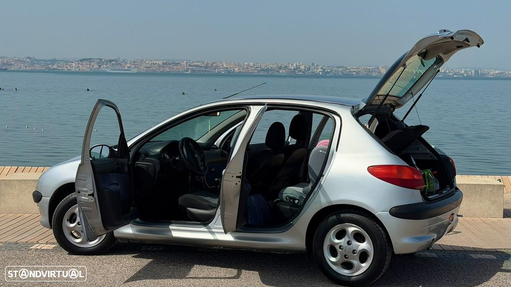Peugeot 206 1.4 HDi XT - 10