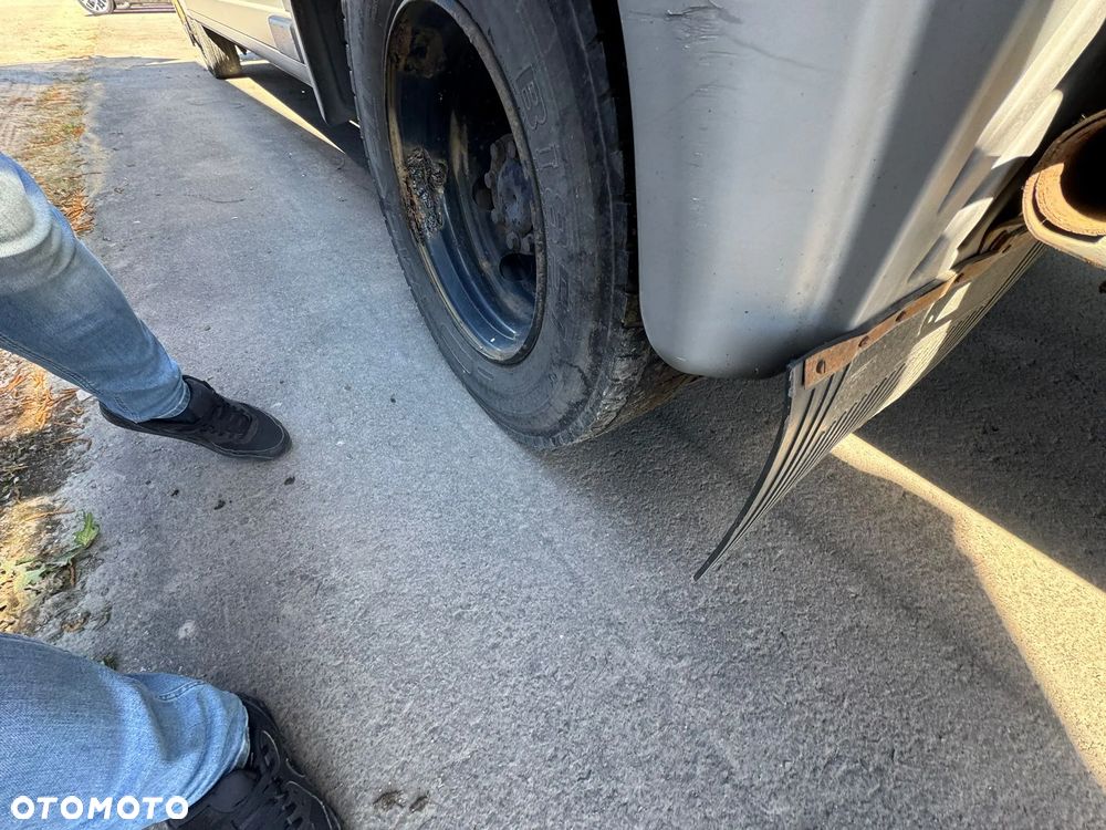 Mercedes-Benz Atego 1224 z Niemiec 9m kontener izoterma podział manual 1222 okazja - 22