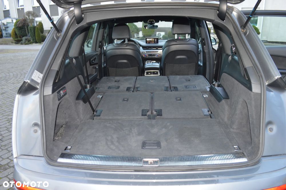 Audi Q7 - 15