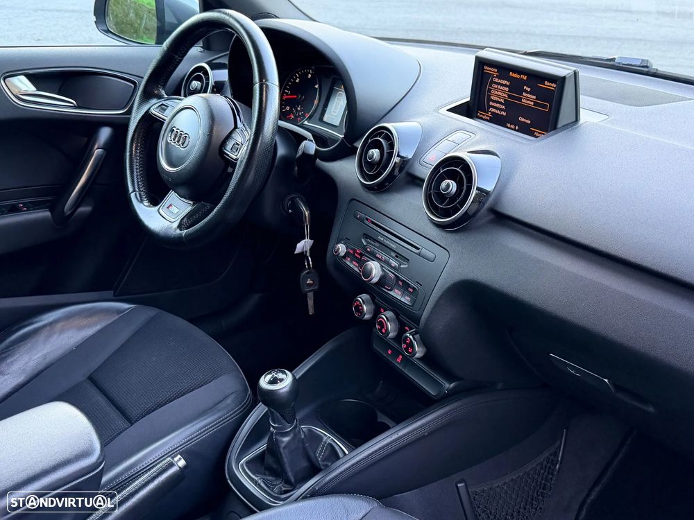 Audi A1 Sportback 1.6 TDI S line Sport Pack - 23