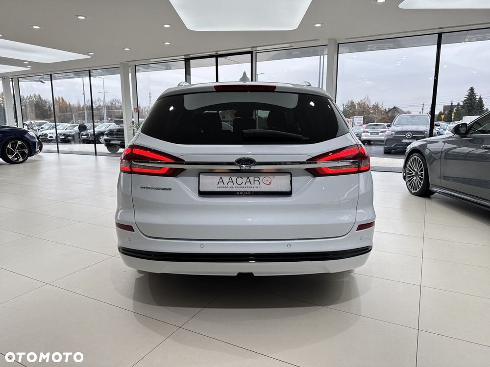 Ford Mondeo - 4