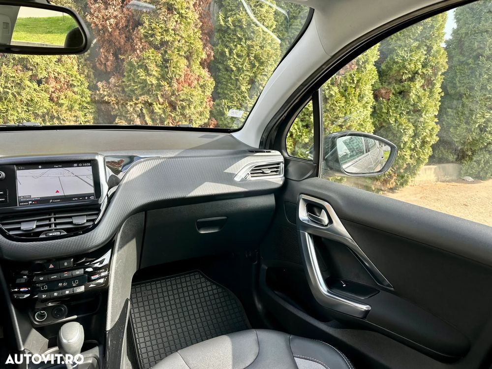 Peugeot 2008 - 14