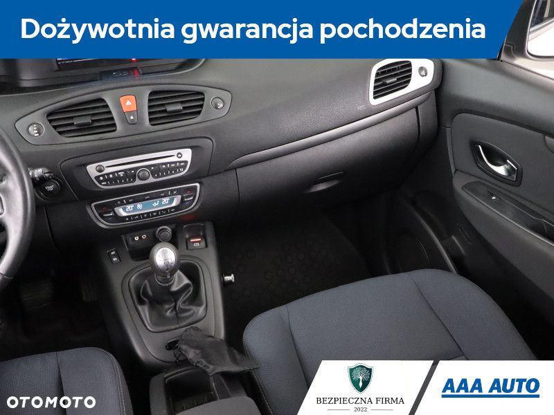 Renault Scenic - 10