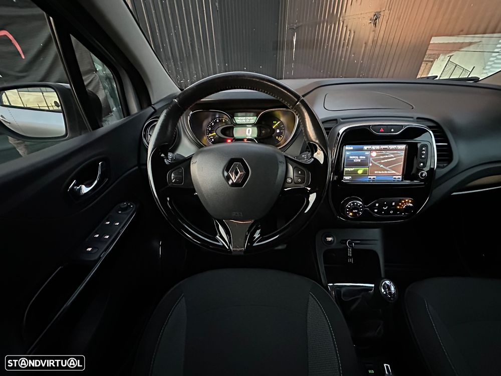 Renault Captur 1.5 dCi Exclusive - 10
