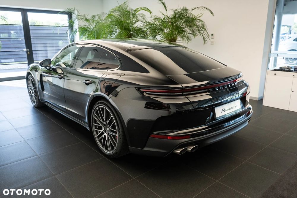 Porsche Panamera 4S E-Hybrid - 3