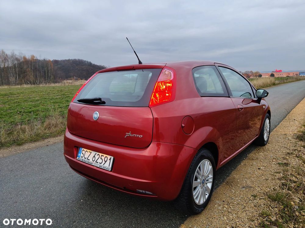 Fiat Punto 1.4 16V Dynamic - 5
