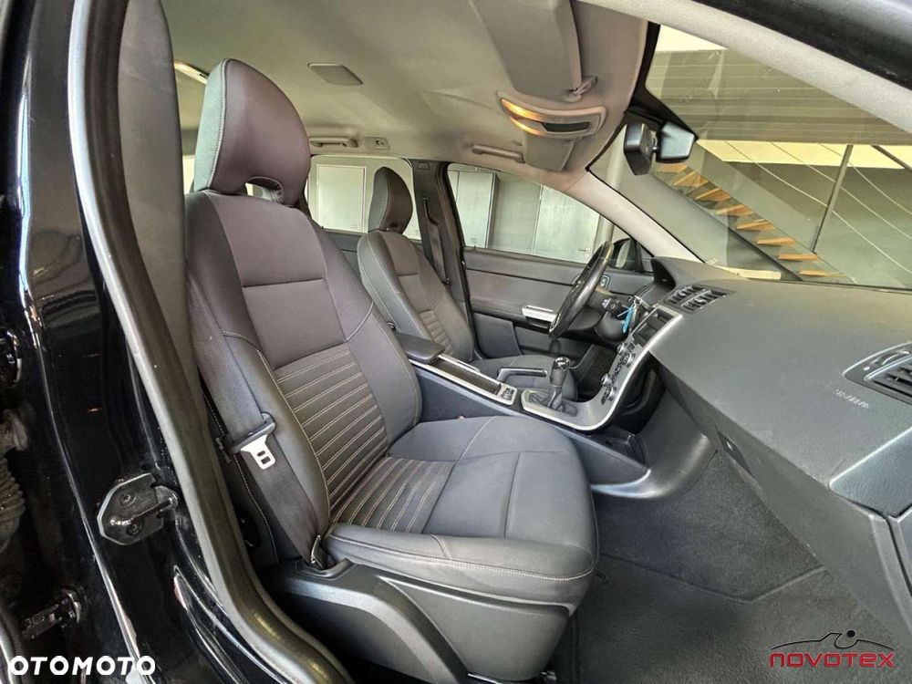 Volvo V50 D2 Momentum Start-Stop - 15